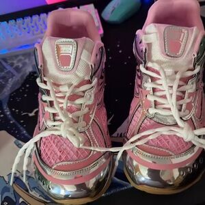 Bottega Veneta Women's Sneakers in Pink and Silver